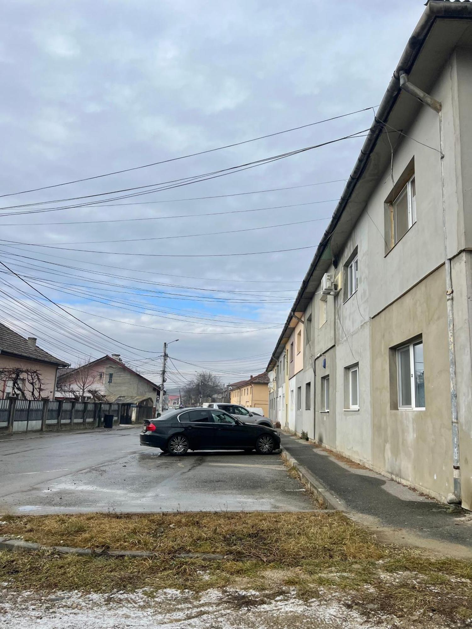 Salt Mine Retreat - Free Parking Apartment *